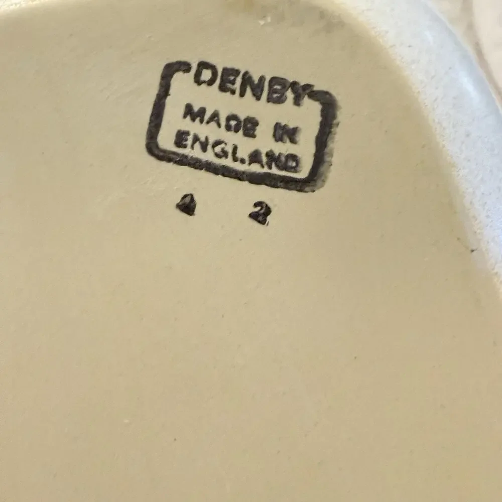 RARE Denby Potters Wheel Divided Vegetable Bowl 12